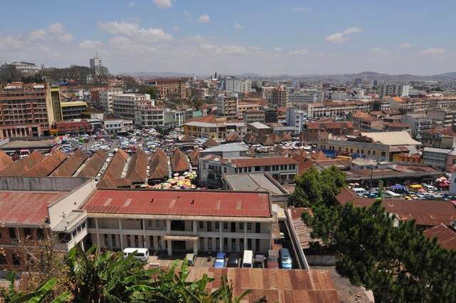 Vol Antananarivo - Le Quartier d'Analakely - TUI