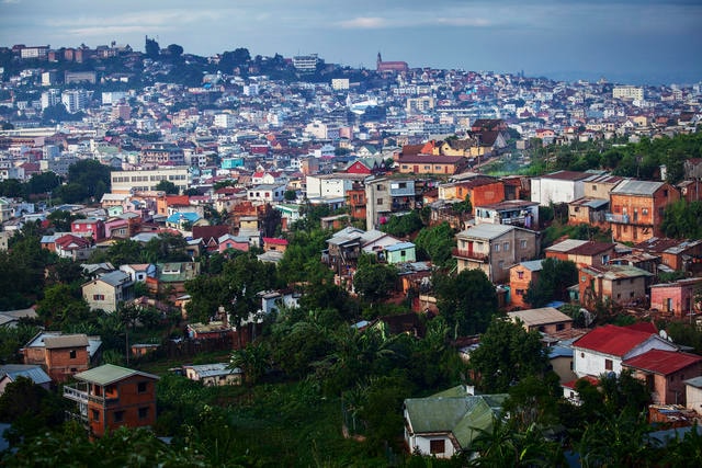Vol Antananarivo - Place d'Andohalo - TUI