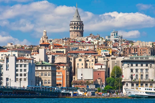 Vol Istanbul - Quartier de Galata - TUI